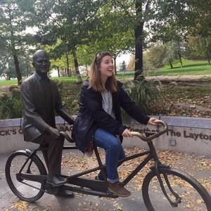 Meet your Posher, Zoe